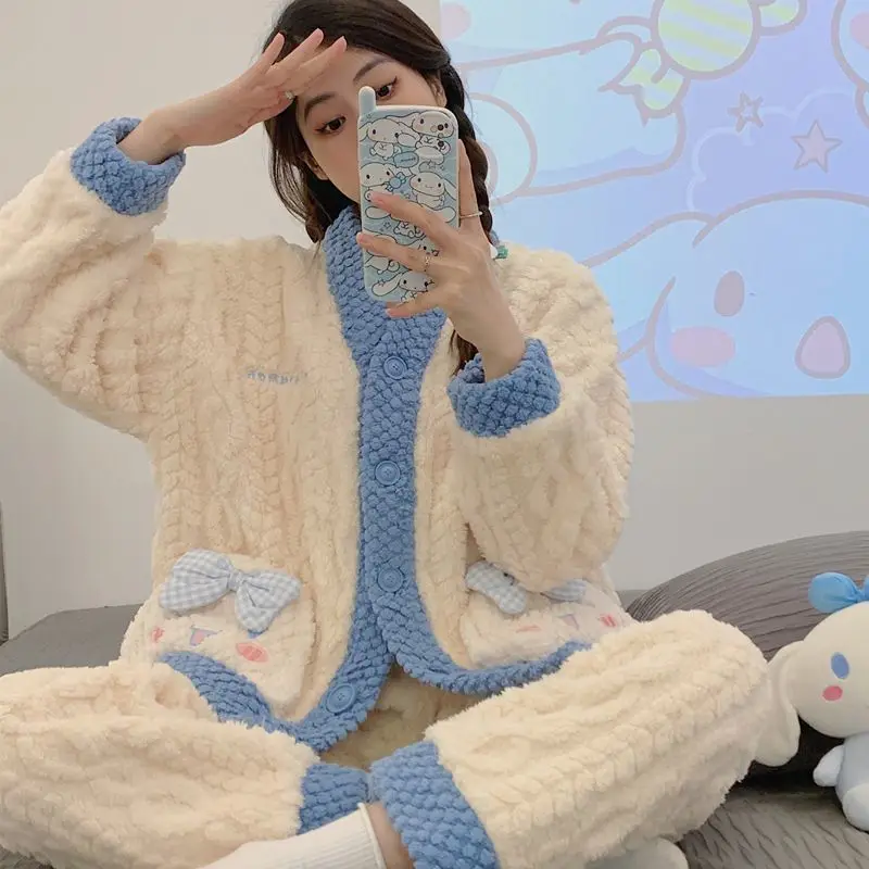 

Kawaii Cinnamoroll Pajamas Cardigan Women Winter Coral Velvet Warm Student Kuromi Cute Girls Cartoon Long Sleeve Home Clothes