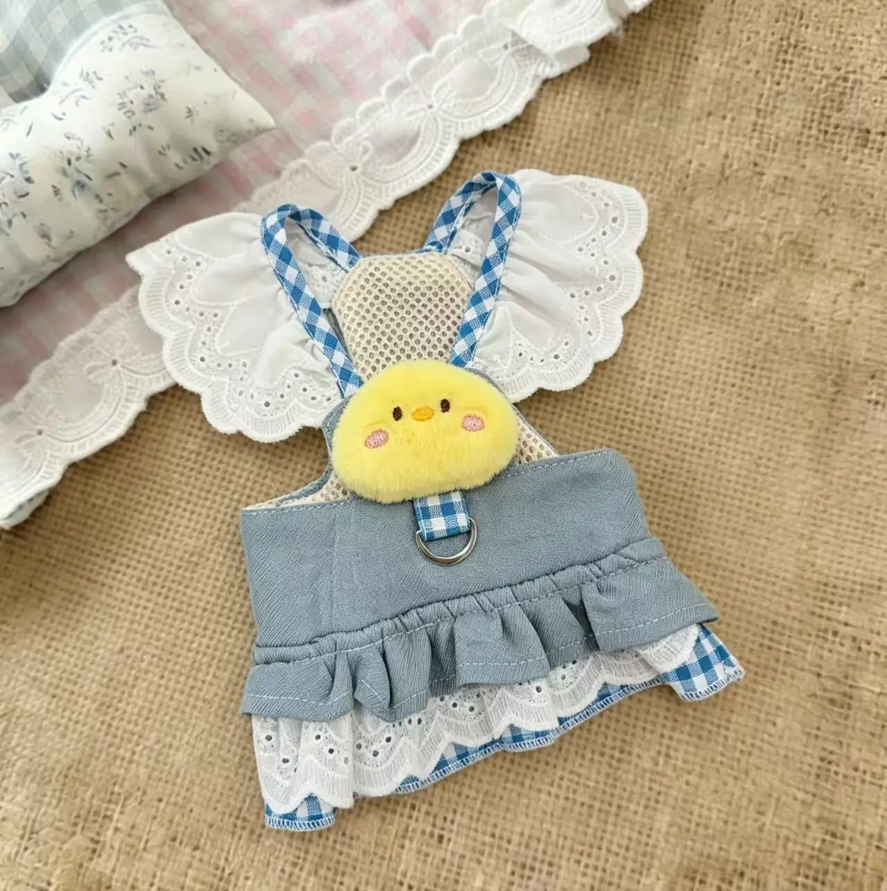 Sweet Pet Strap Dress Faux Denim Lace Wing Sleeve Chick Embellishment D-ring Daily Wear Outdoor Pet Photo Decor Gift