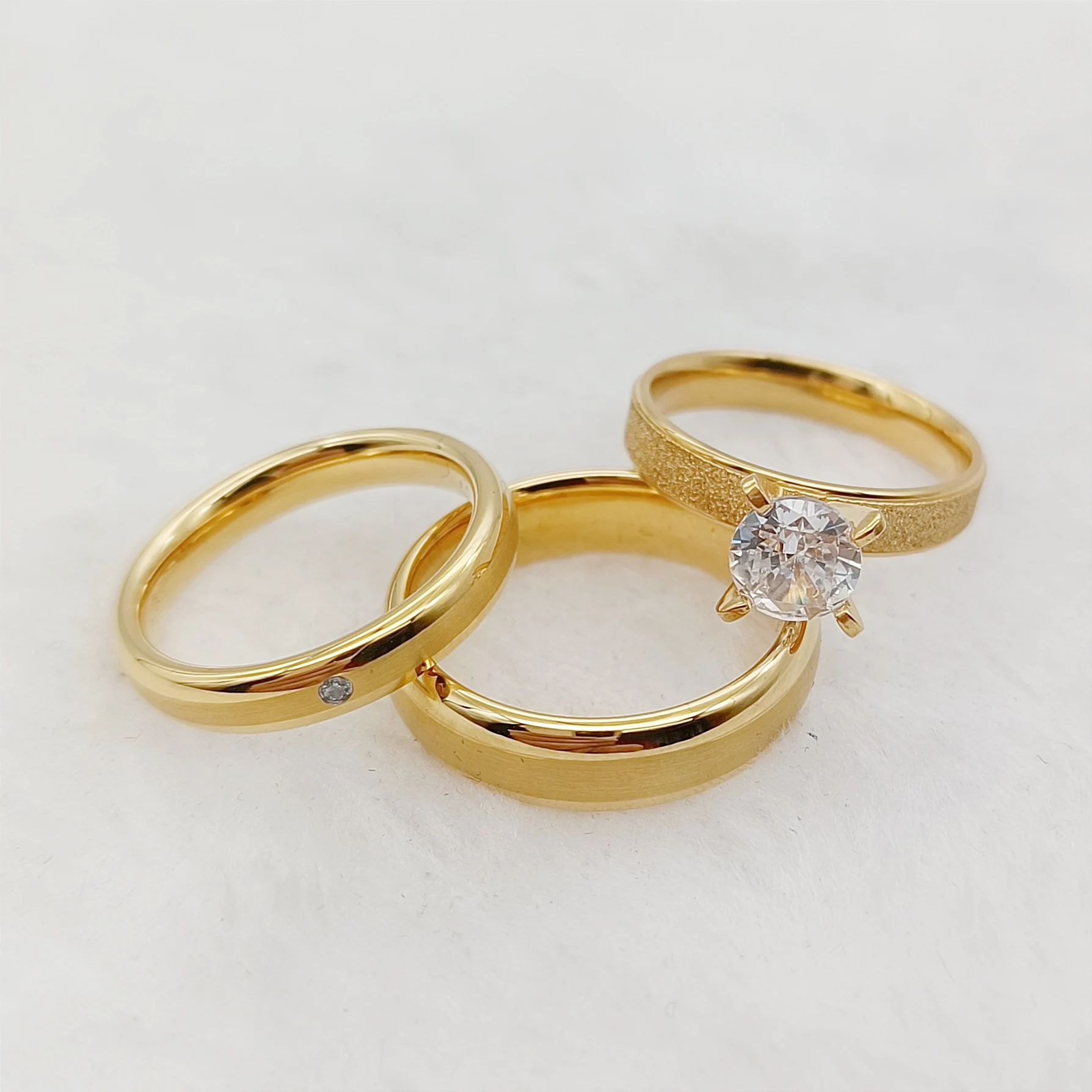 Wholesale Western 18K Gold Plated Couples Wedding Engagement Rings Bridal Set For Men and Women Jewelry anillos de compromiso