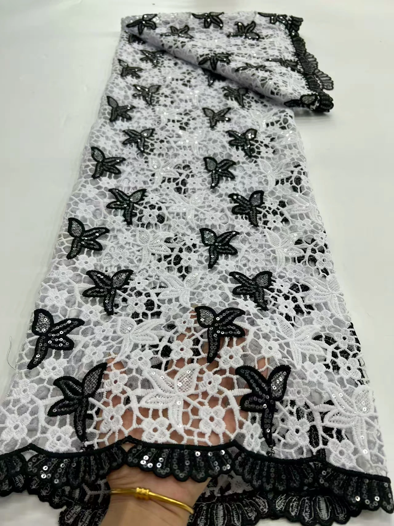 2025 High Quality White Black Water Soluble Lace Fabric Sequins African Nigeria Guipure Cord Lace Fabric For Party Dress PR25153