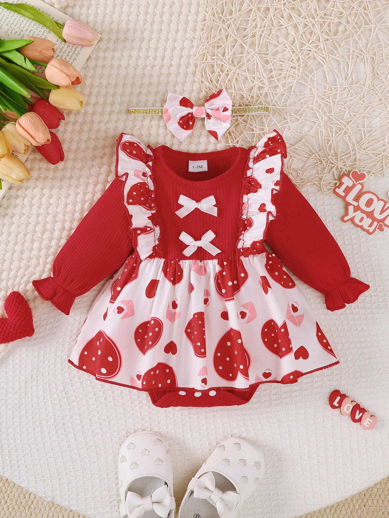 Winter  0-3  Years  Old  Infant  Baby  Girls  Peach  Heart  Print  Long-sleeved  Jumpsuit  For  Valentine's  Day