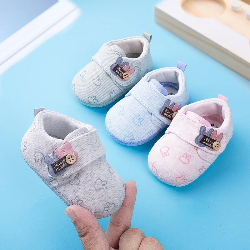 

Newborn Baby Shoes Infant Boys Girls Cotton Sole Comfort First Walkers Floor Sneakers Indoor Non-slip Lightweight Floor Shoes