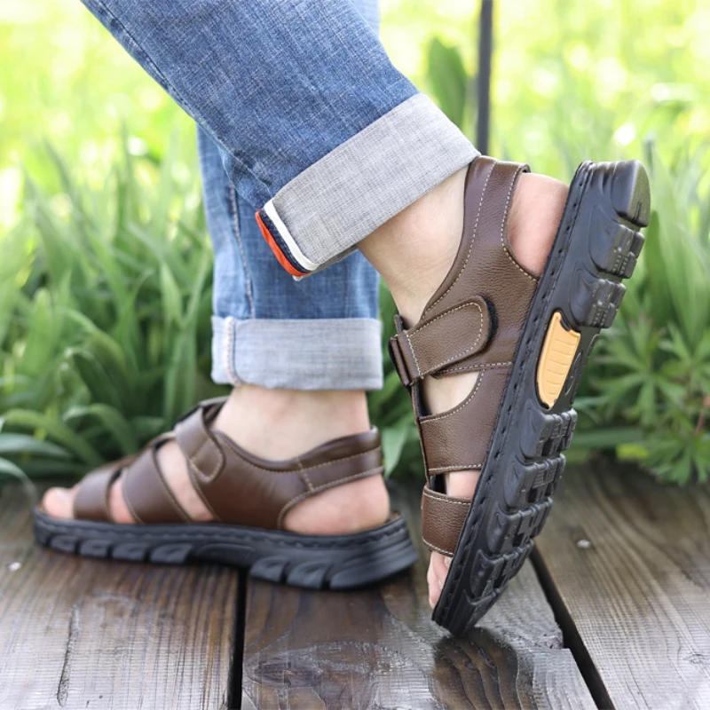Sandals Men New Beach Shoes Cowhide Slippers Outdoor  Non-slip Thick-soled Leather Sandals Fashion Slippers Roman Sandals for Me