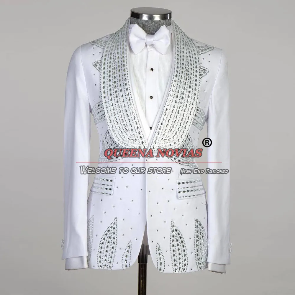 Abiti bianchi per uomo matrimonio Blazer con perline di lusso Set Plus Size abbigliamento da sposo smoking da uomo abito da festa per banchetti di moda maschile elegante