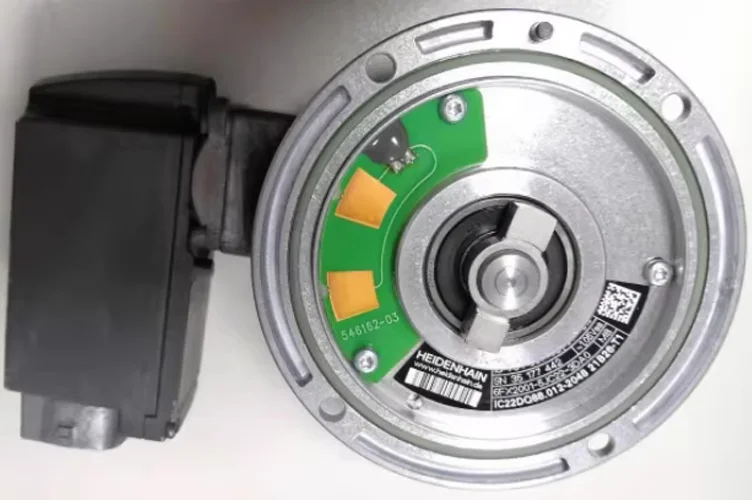 6FX2001-5JC22-3QA0 Used Encoder，Test Normal，Free Write Match Motor Data，6FX2001 5JC22 3QA0，6FX20015JC223QA0，Fast shipping