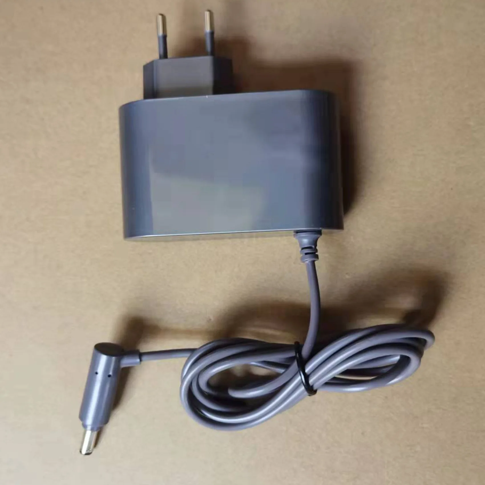 A09G-Adatto per Dyson V6 V7 V8 Aspirapolvere Caricabatteria Alimentatore (Spina UE)