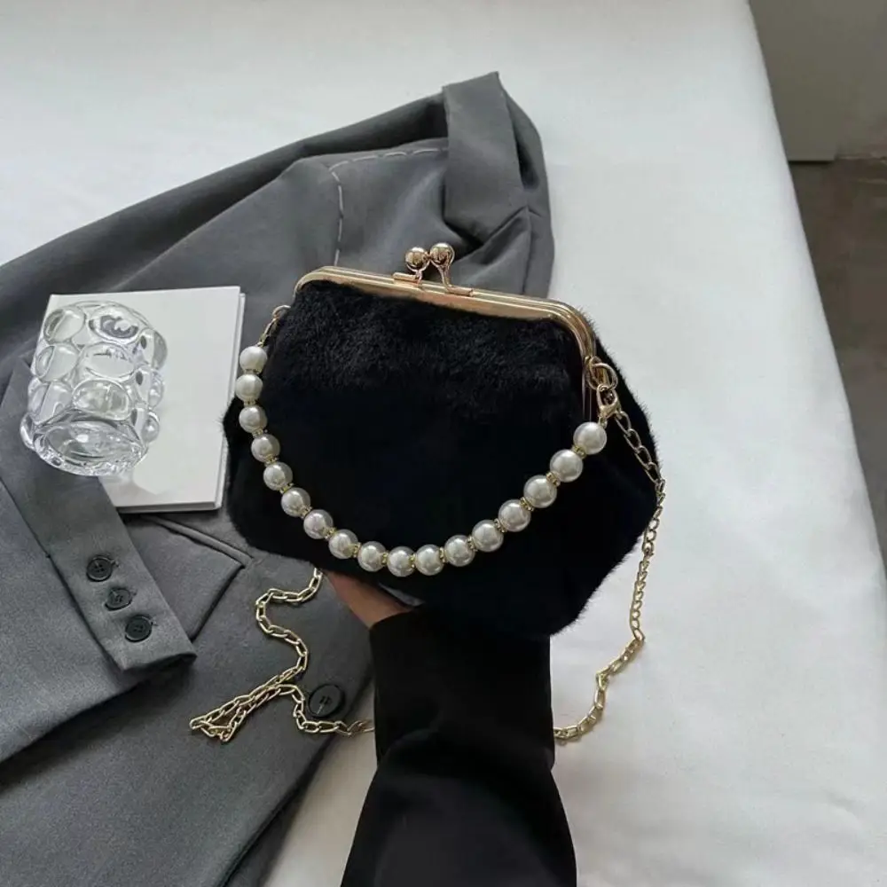 New Shell Shape Plush Shoulder Bags Light Weight Casual Versatile Casual Messenger Bag Large Capacity Crossbody Bags