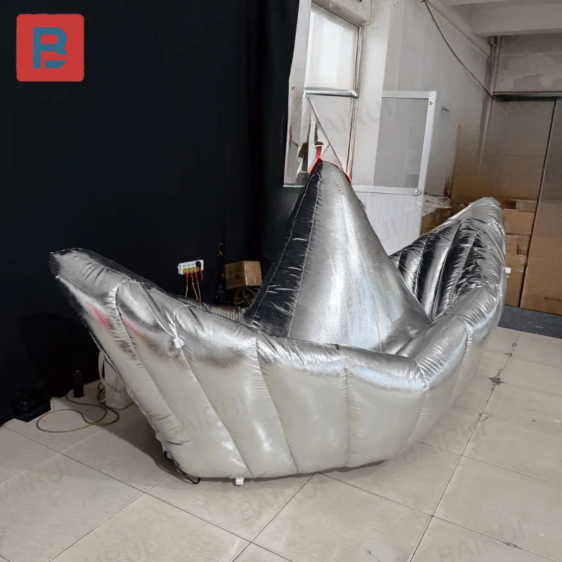 

Inflatable boats, used as entertainment props; Inflatable boats, used in carnival party events