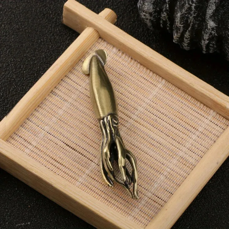 6Cm Antique Brass Squid Figurine Miniature Sea Animal Statue for Tea Tray Desktop Decor Collectible Gift