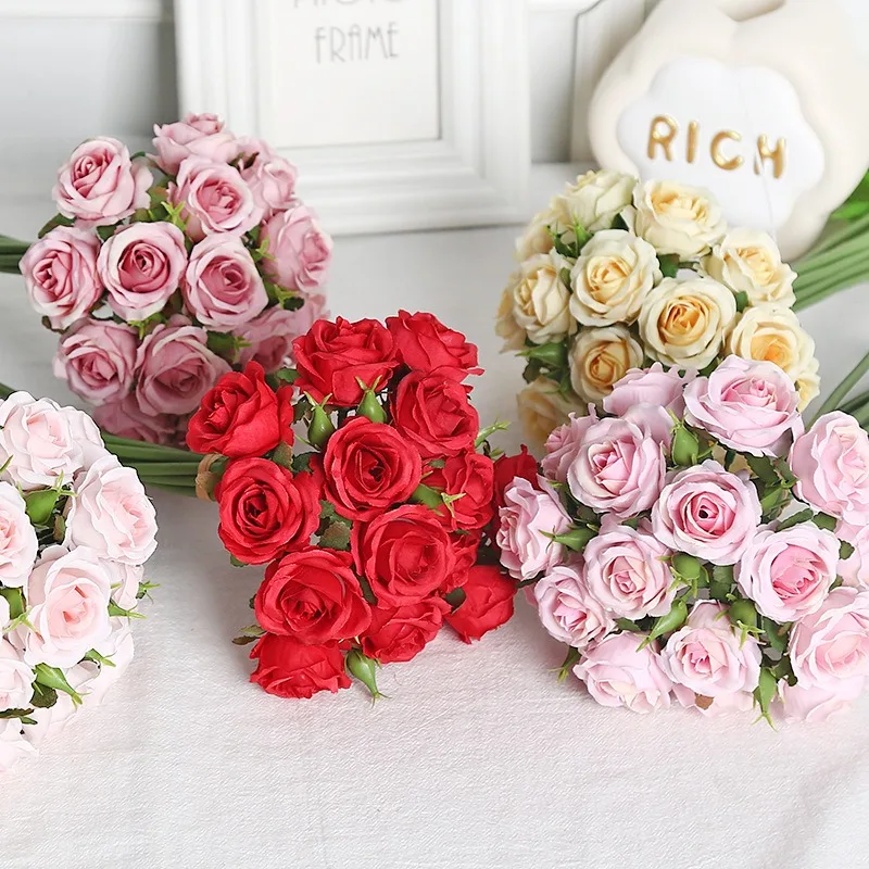 18 Einzelne Rosen in einer Hand, Fertiger Blumenstrauß, Wohnzimmerdekoration, Künstliche Blume – Detail 4