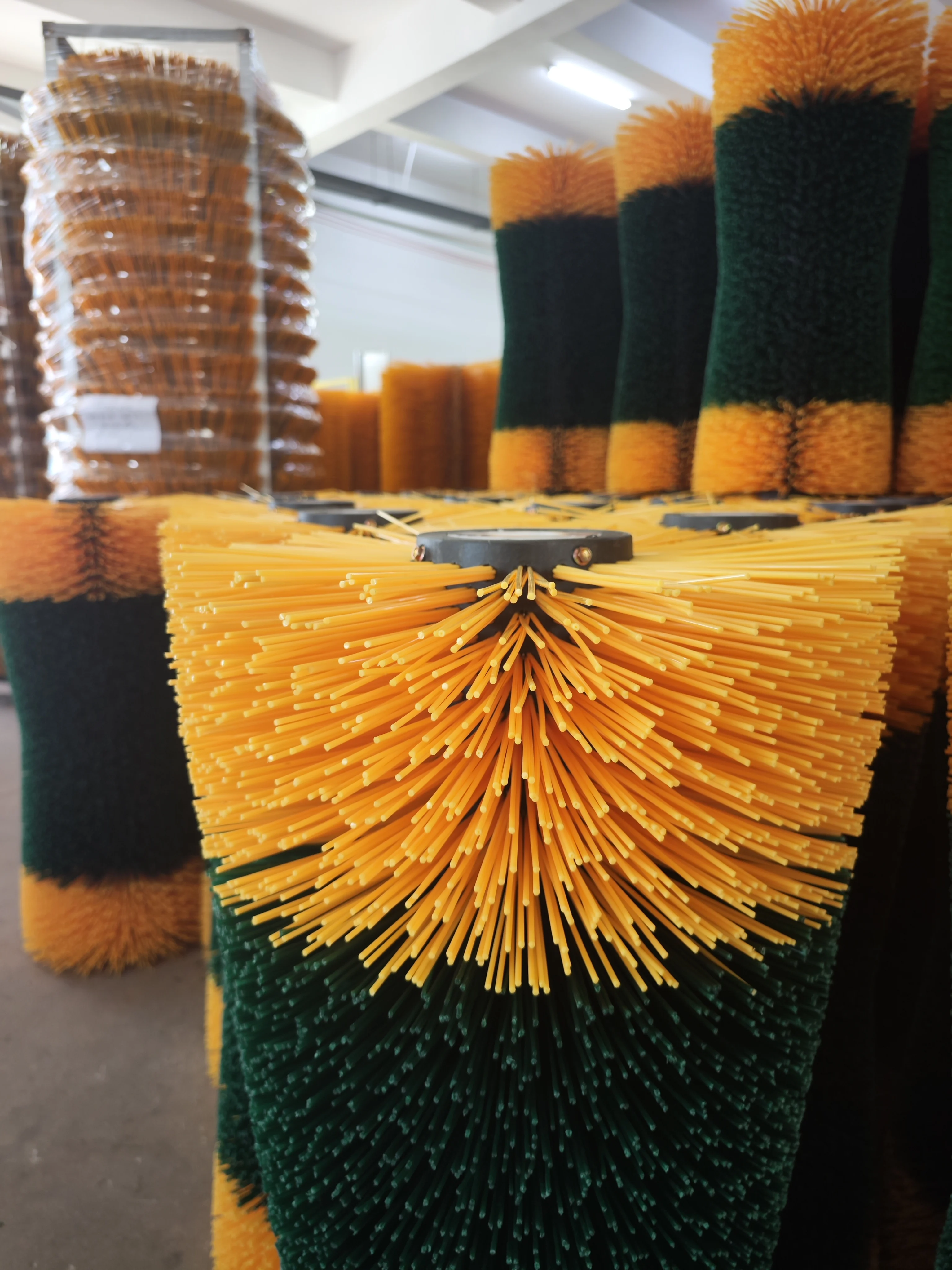 Automatic Rotating Cow Body Brush Electric Cattle Massage Brush For Dairy Farm Livestock Care
