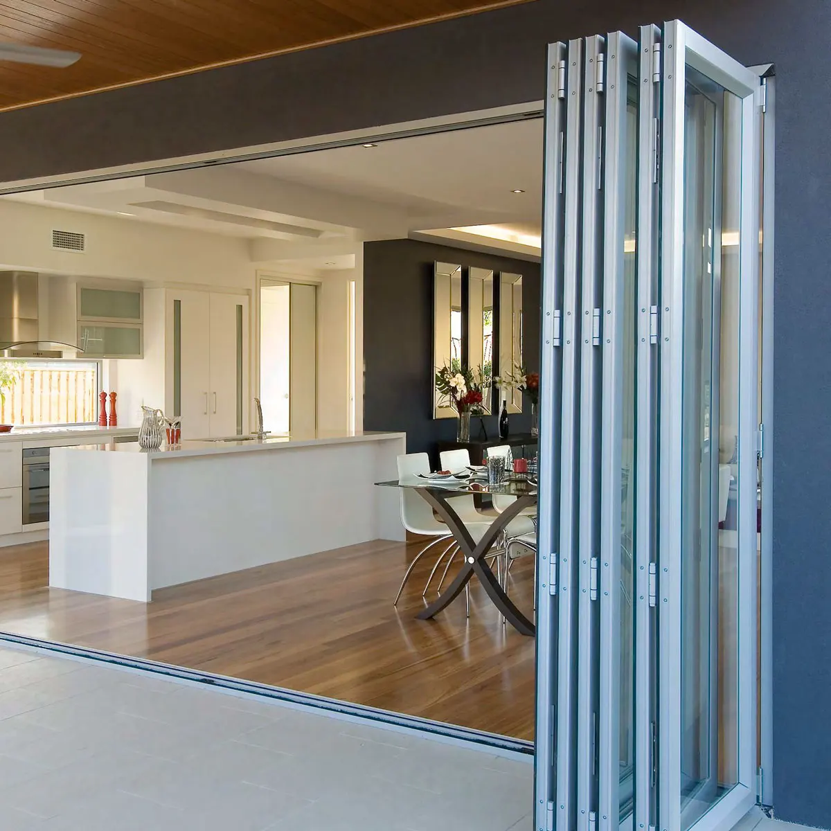 Custom Color Powder Coating Aluminum Alloy Modern Waterproof Bi Fold Folding Door Large Glass Panel Home Patio Fold System