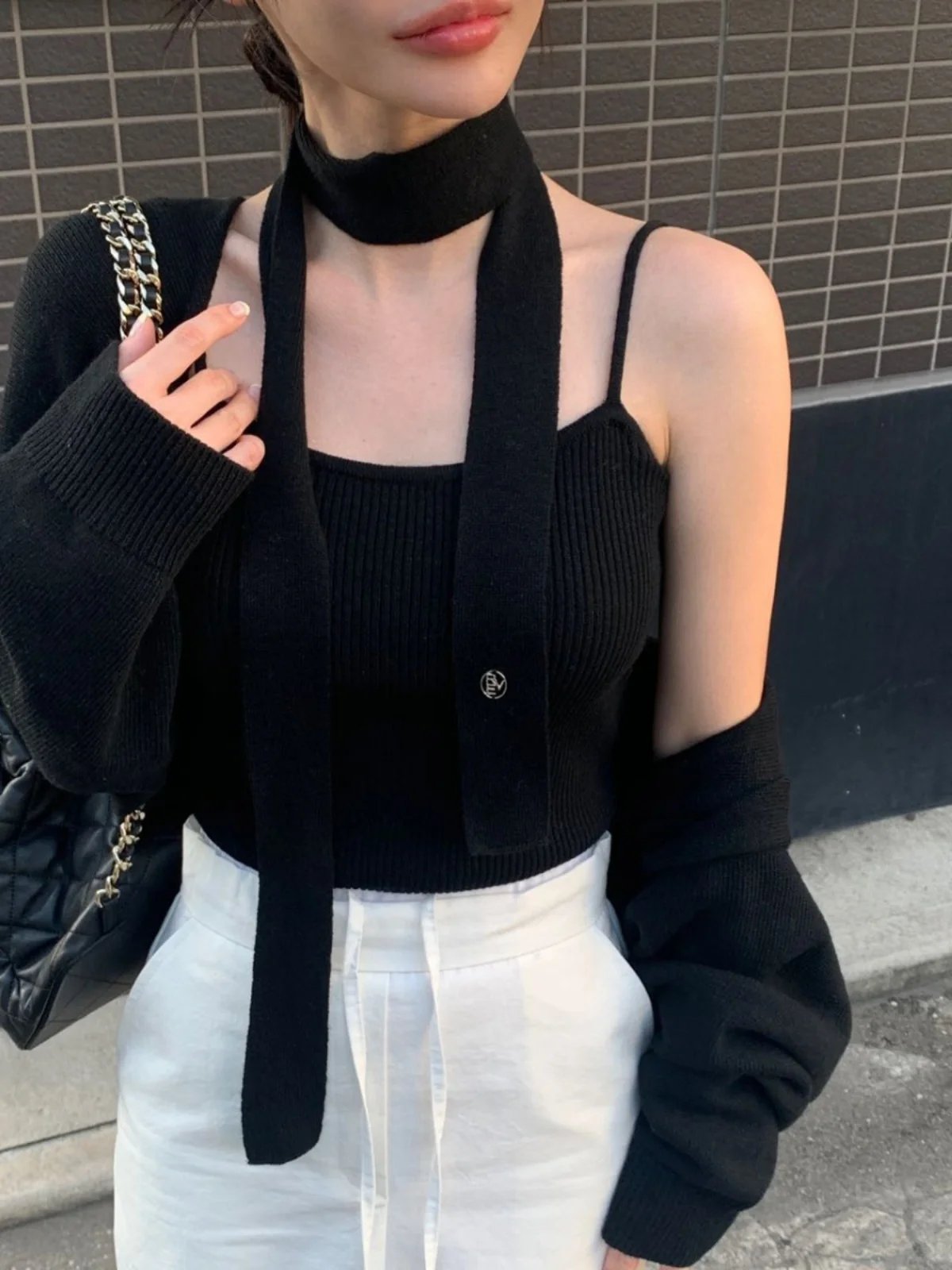 

Women's Short Knitted Belted Tank Top Vest Neck Hanging Stripe Patterned Cotton Fashion Set Three-Piece Suit Slimming Effect