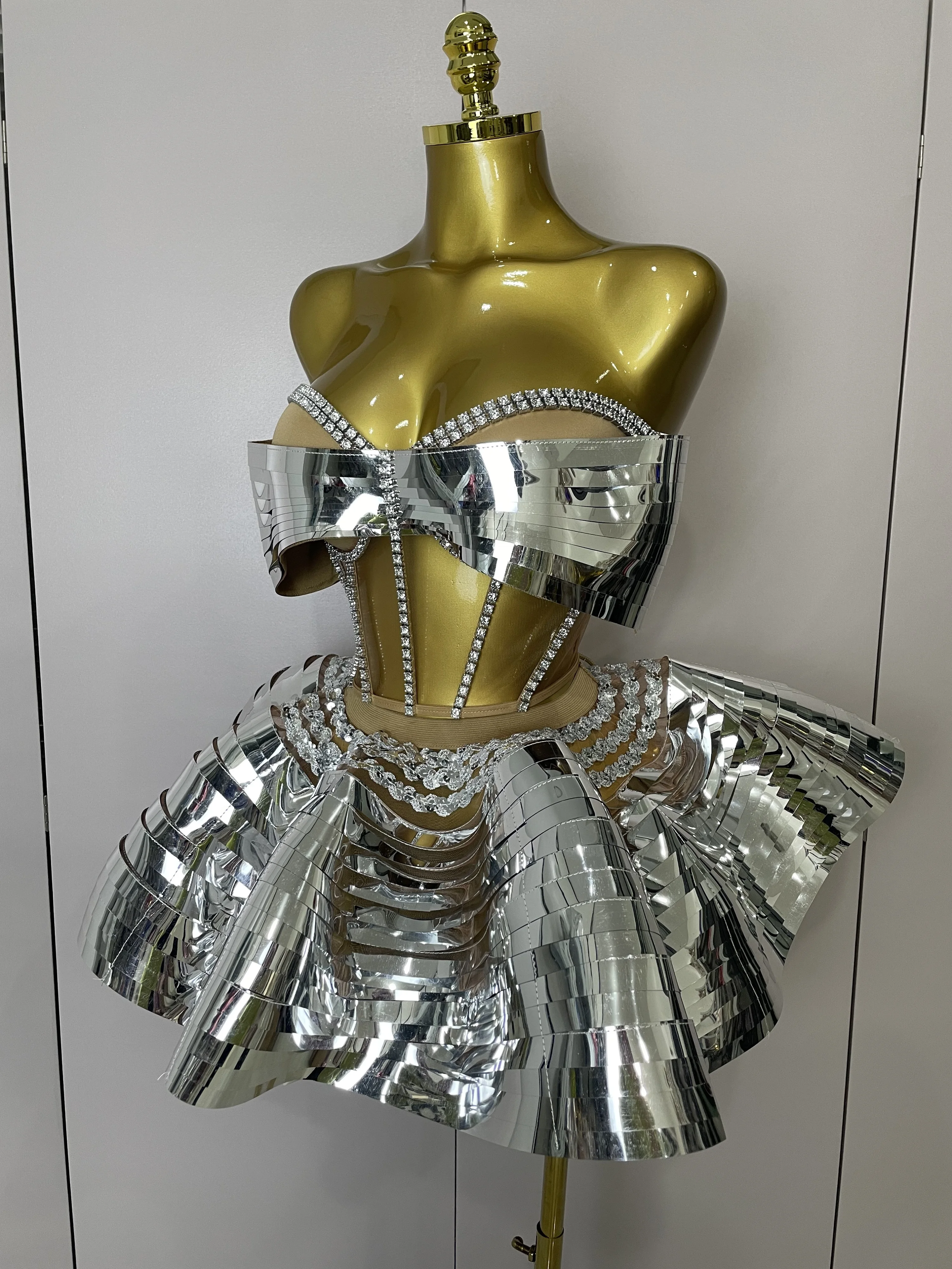 2025 Women Silver Sequins Rhinestone Sexy Backless Two Piece Set Birthday Party Club Fancy Outfit Stage Performance Costume