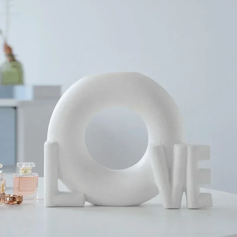 White Circular ​Hollow Donut Ceramic Love Vase Flower Centerpieces Home Living Room Bedroom Decoration Pampas Grass Accessories