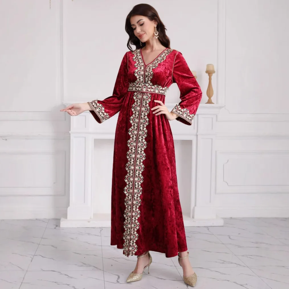 ชุดเดรสวันอีดสำหรับผู้หญิง มุสลิม อาบายะ ผ้ากำมะหยี่ ชุดเดรสงานเลี้ยง คาฟตัน อาหรับ เสื้อคลุมยาว ชุดเดรสยาวแบบโมร็อกโก เสื้อคลุมยาว คาฟตัน 2026