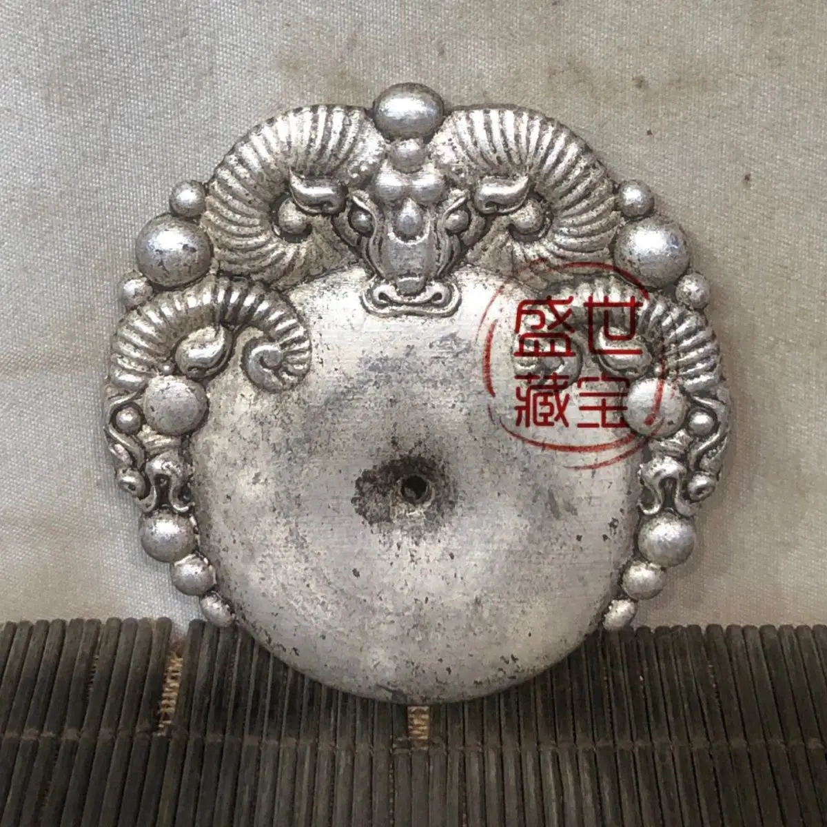 Silver Three Sheep Kaitai Peace Buckle Pendant Made in the Qianlong Year of the Qing Dynasty