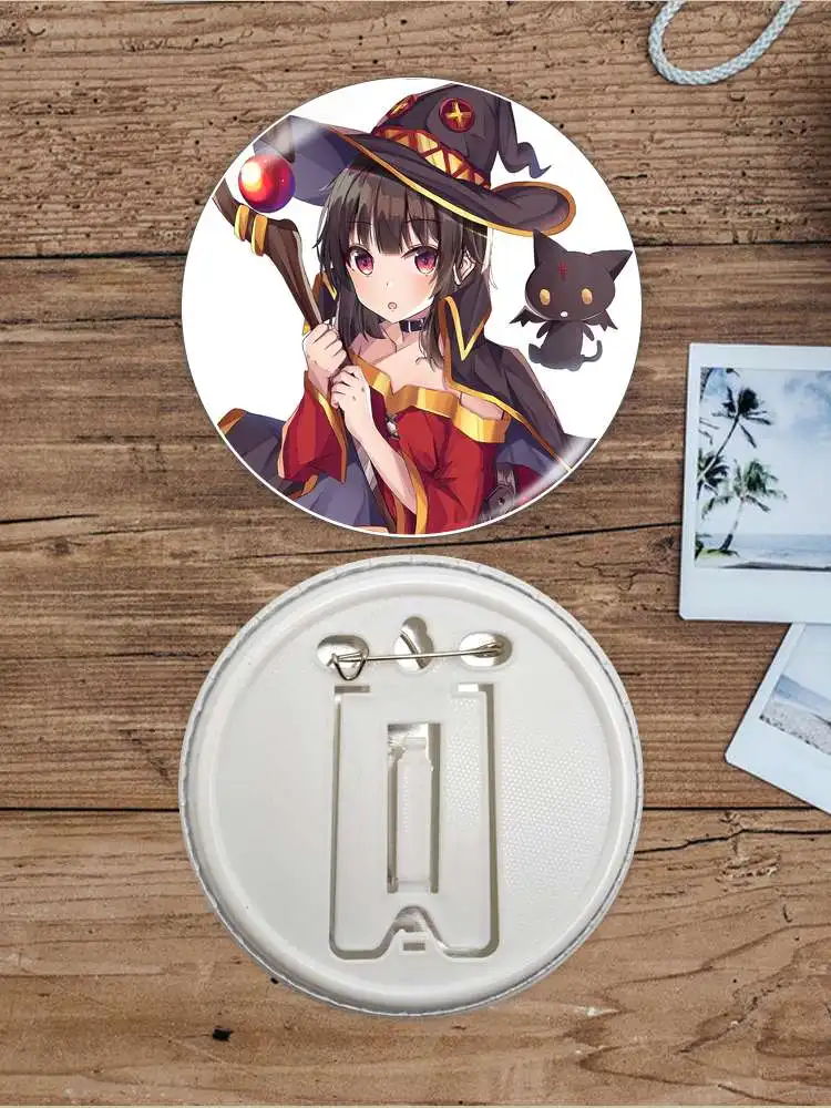 Megumin เข็มกลัดป้ายตัวละครอนิเมะหมุดยึดอุปกรณ์ต่อพ่วงแท็กหน้าอกแบบ DIY นักเรียนกระเป๋านักเรียนกระเป๋าแฟชั่นของขวัญวันเกิด