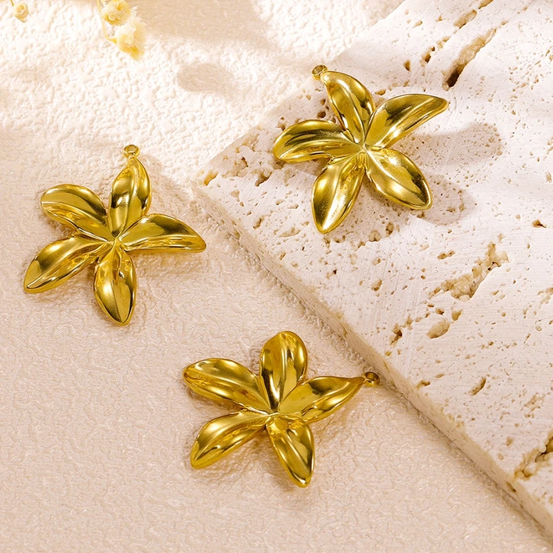 3pcs Lily Flowers Charms Stainless Steel Gold Color DIY Pendant for Necklace Earrings Jewelry Making Accessories Wholesal