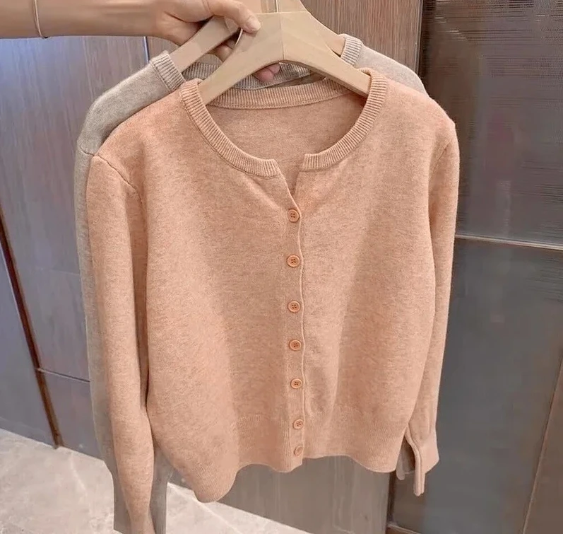 

Fashion Women Thin Fleece Knit Loose Short Cashmere Sweater Round Neck Warm Korean Casual Female Sweater Top