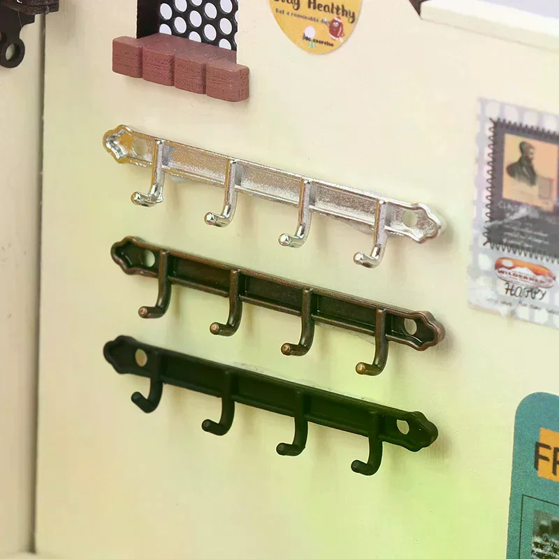 /Cna/Dollhouse Metal Clothes Racks Wall Hook Dollhouse Miniature Furniture Dolls House Accessories Pretend Play Toys 1/12