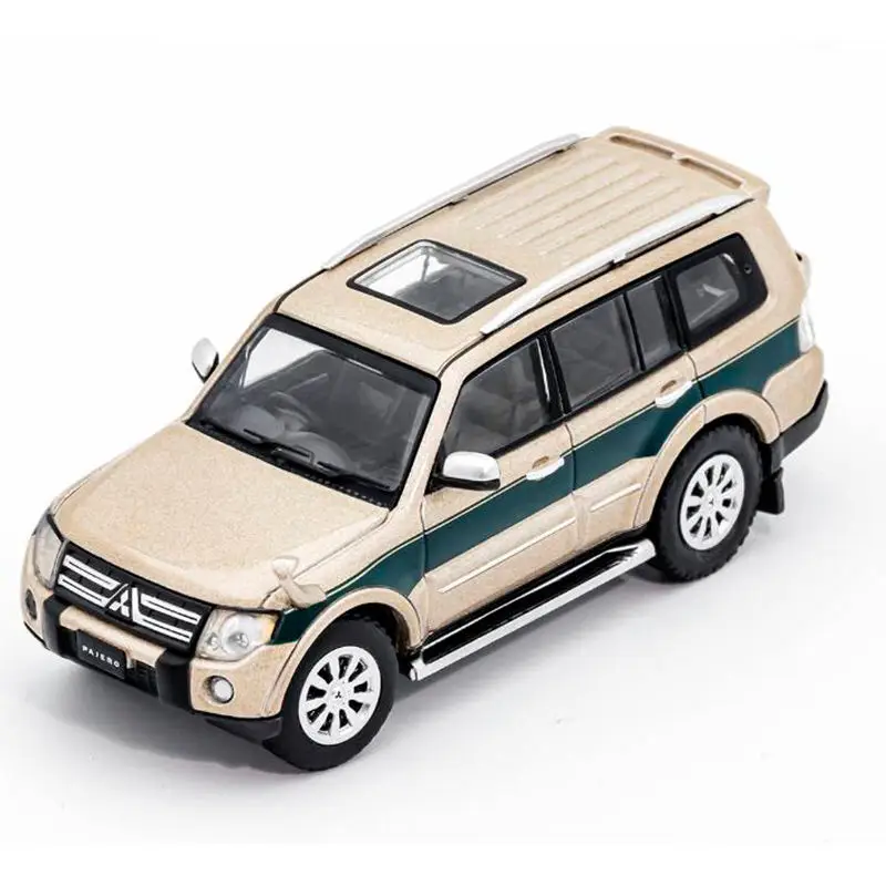 SHADOW PRO 1:64 Pajero V97 Alloy Model Car