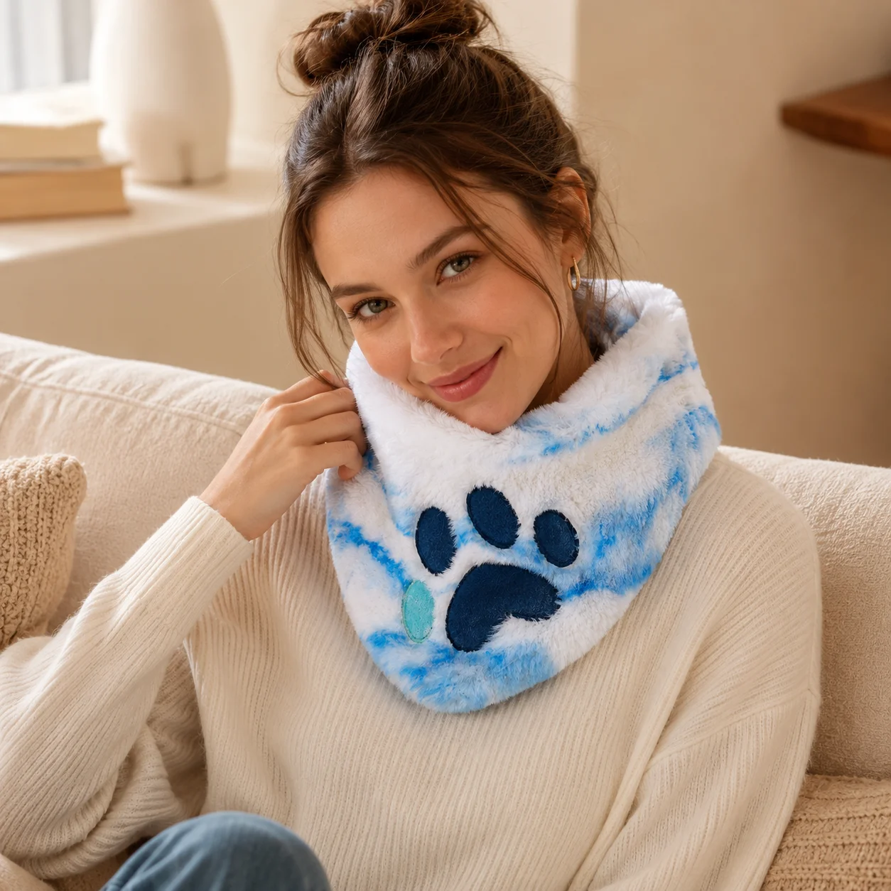 Plush Fursuit Triangle Scarf with Paw Print Synthetic Fur Style Cosplay Neckwear for Furry Costumes