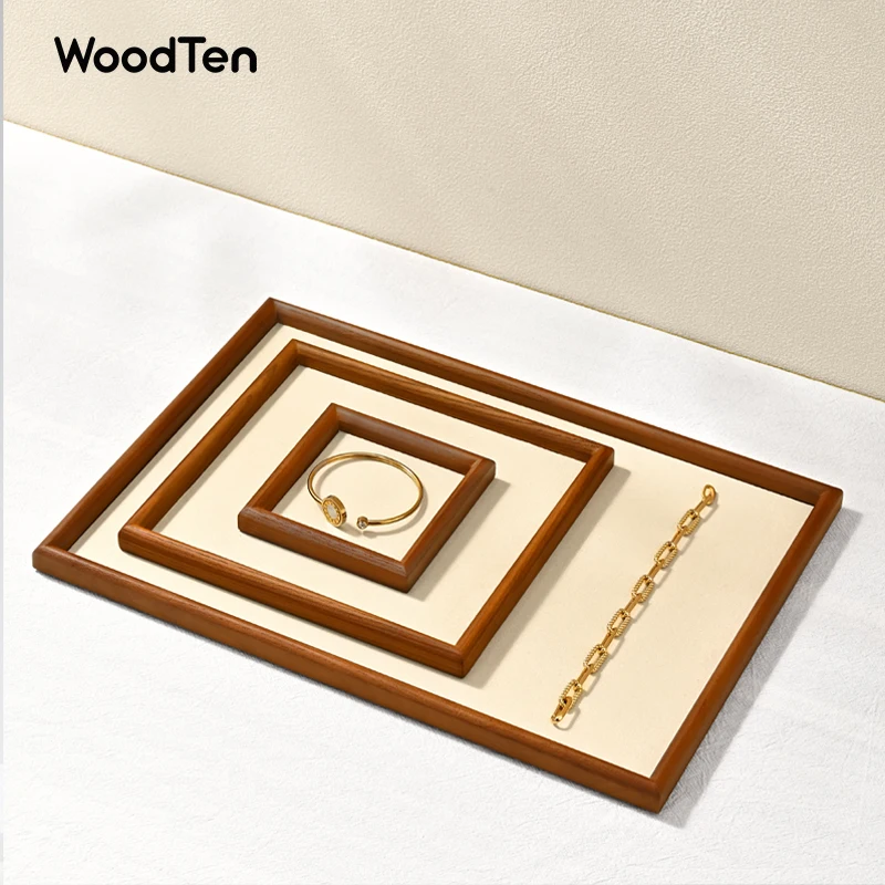 

Деревянный поднос WoodTen для демонстрации и хранения ювелирных изделий: органайзер для ожерелий, браслетов, серег, колец. Идеально для ювелирных магазинов.