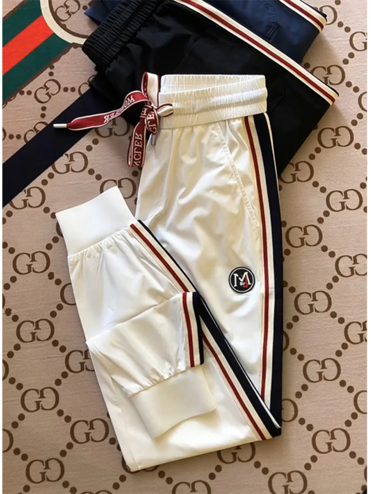 

Модные летние повседневные брюки из ледяного шелка с эффектом быстрой сушки, тонкие спортивные штаны для мужчин, молодежные стильные длинные брюки-трубы