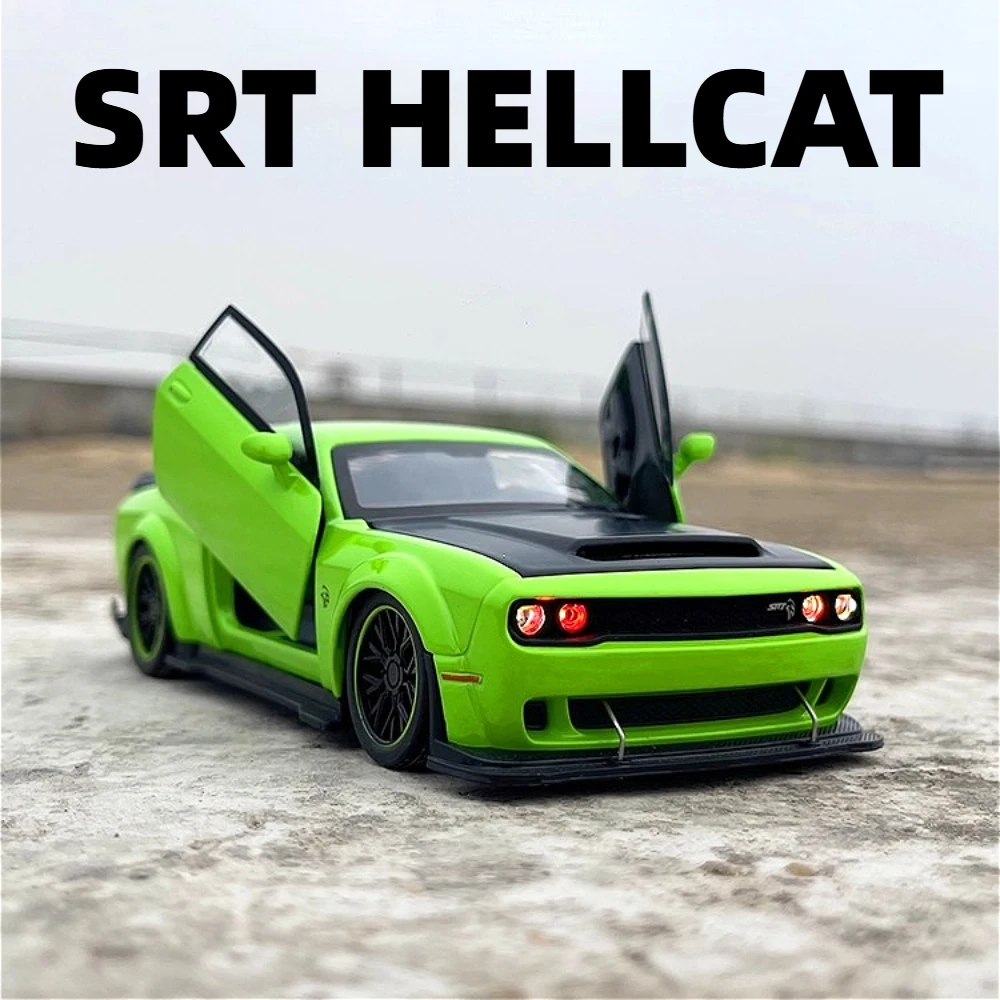 1:32 échelle Challenger SRT Hellcat voiture de Police jouet modèle en alliage moulé sous pression retirer son lumière Sport voitures modèles passe-temps ornement cadeau
