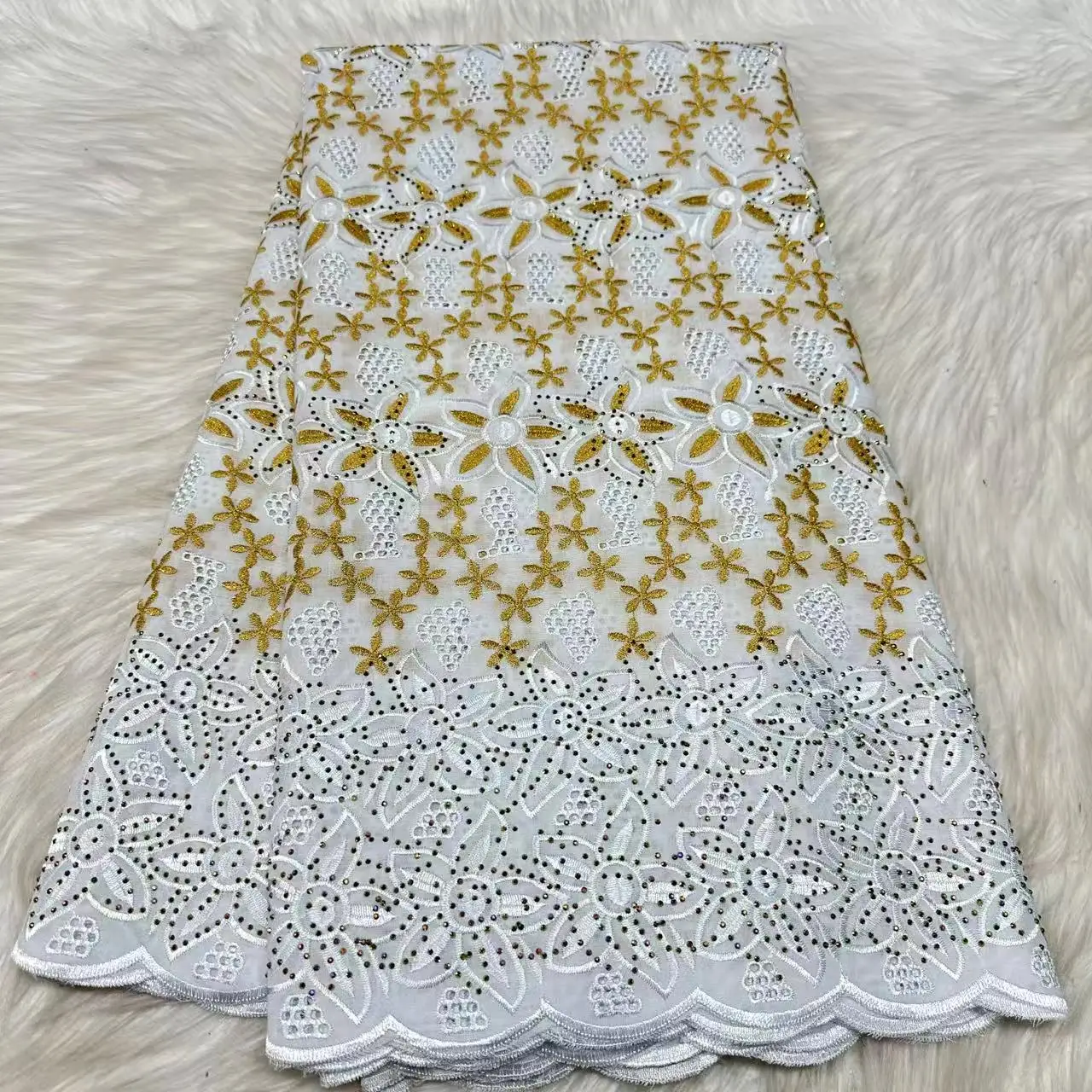 

Нигерийская швейцарская кружевная ткань с вышивкой, 2025 г., высококачественная африканская хлопковая кружевная ткань, французское праздничное платье для женщин