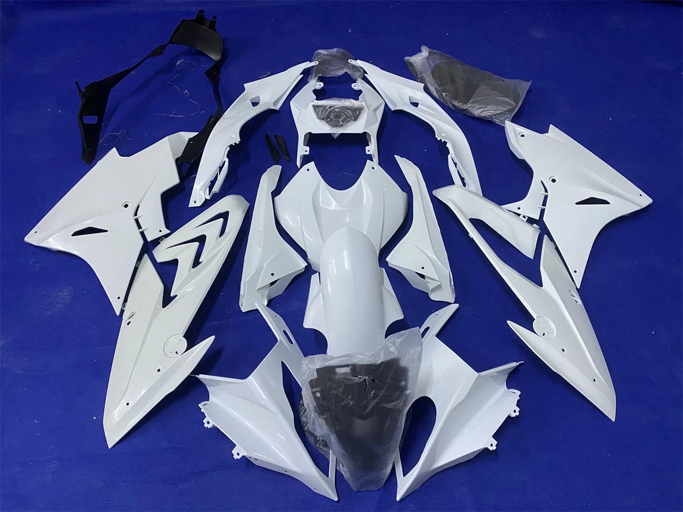 

Motorcycle Fairing kit for S1000RR 17-18 years S1000 2017 2018 Fairing blank plate not painted pigment blank plate