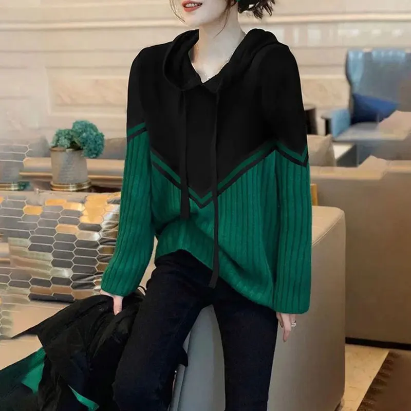 Streetwear Fashion Contrasting Colors Spliced Sweaters Women's Clothing 2024 Autumn Winter Casual Loose All-match Hooded Jumpers