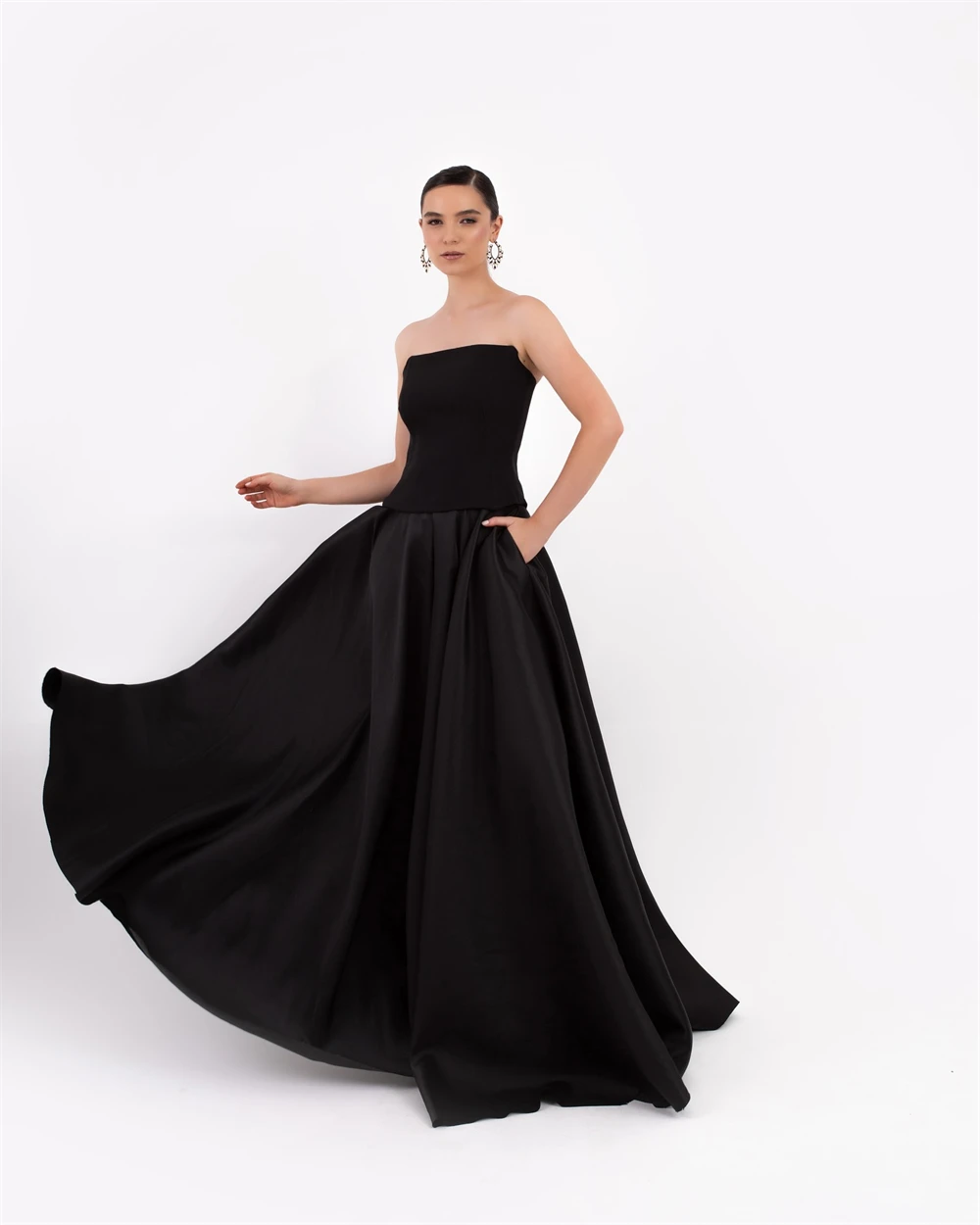 

Customized Modern Black Jersey Evening Dress Strapless Sleeveless Temperament Bespoke Occasion Gowns Sexy Party Dress Fashion