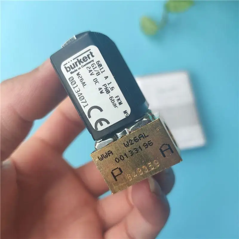 Burkert normally closed two-way solenoid valve 6011 A G1/8 24V 00134071 00134095