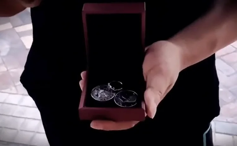 ‌ Caixa de presente mágica misteriosa ilusão de rua objetos mudar truques de close-up para mágico romântico mentalismo adereços com truques