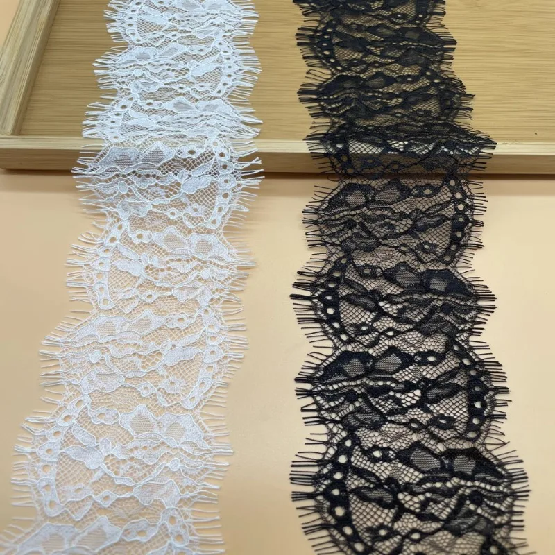 African lace fabric 2024 high quality 1yard fine black and white strands, eyelashes wide skirt, bandeau sleeves, hem lengthened