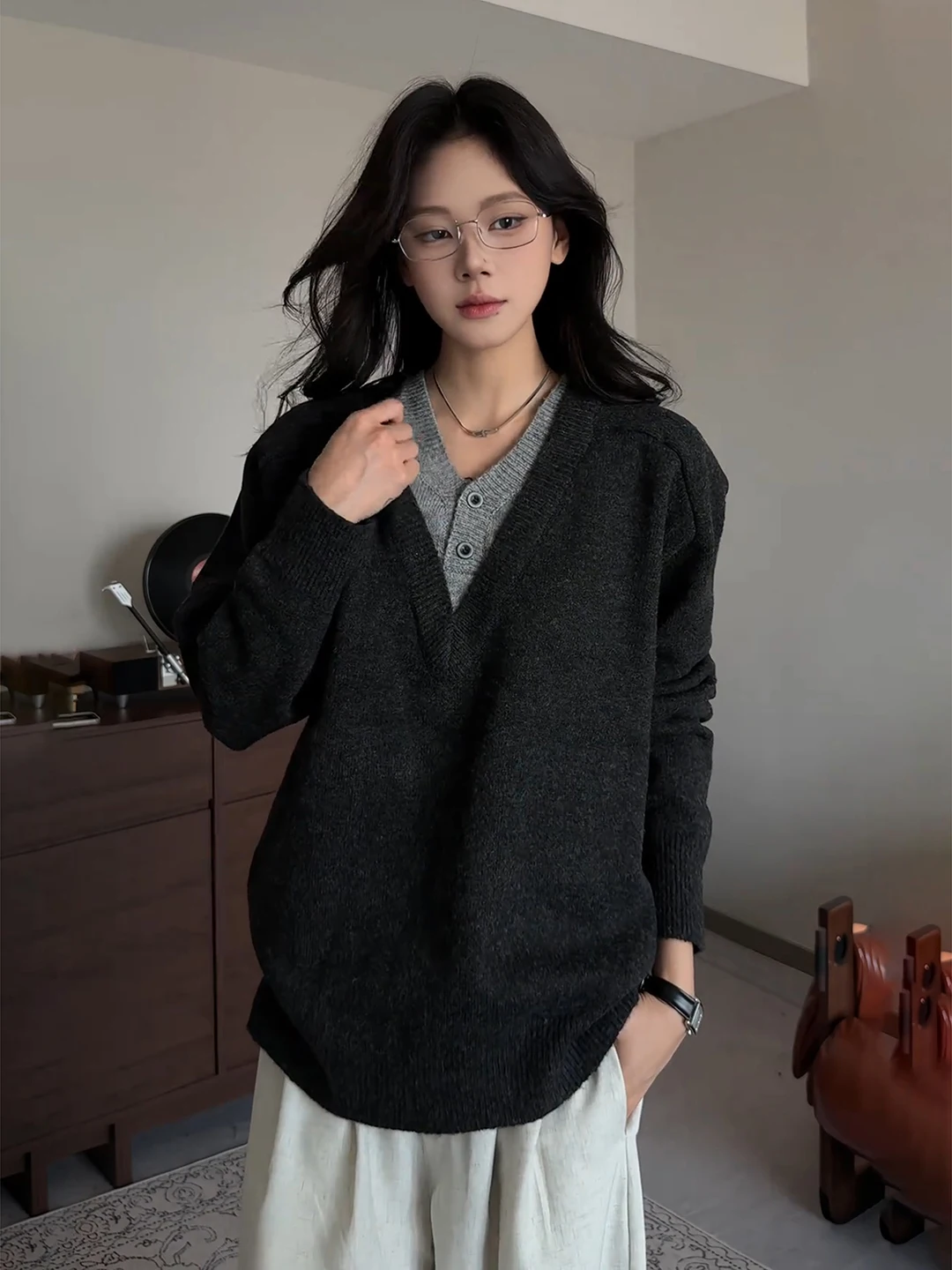 

Мужской вязаный свитер в американском ретро-стиле, осенне-зимний, с V-образным вырезом, воротником Хенли, свободного кроя, с длинными рукавами, повседневная одежда