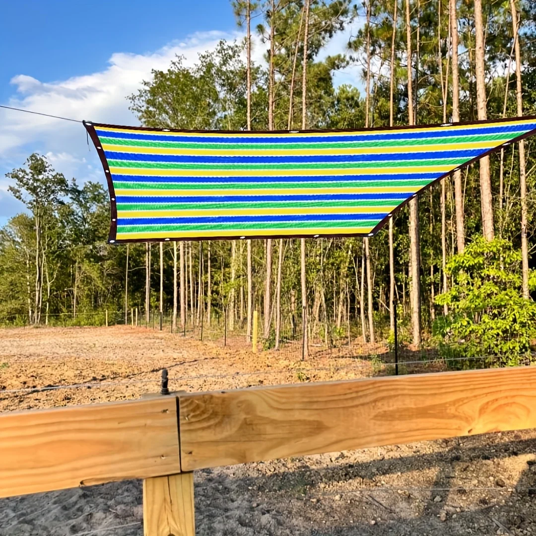 يحتوي شبكة مظلة الحديقة على حواف مخيطة ومعززة، مصنوعة من البولي إيثيلين عالي الكثافة للحماية من الشمس ومقاومة للأشعة فوق البنفسجية