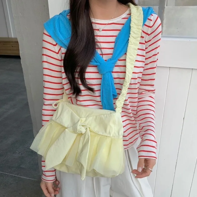 

Корейская женская сумка через плечо с бантом, новый дизайн 2026 года, плиссированный ремень, складная, большая вместимость, простая сумка-кроссбоди