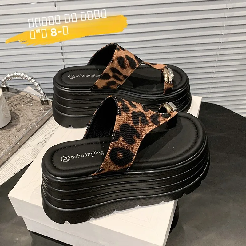

Women's Summer Thi Bot Leopard Print Toe-Over Flip Flops Comfortable Casual Slip-On PU Leather Upper EVA Midsole