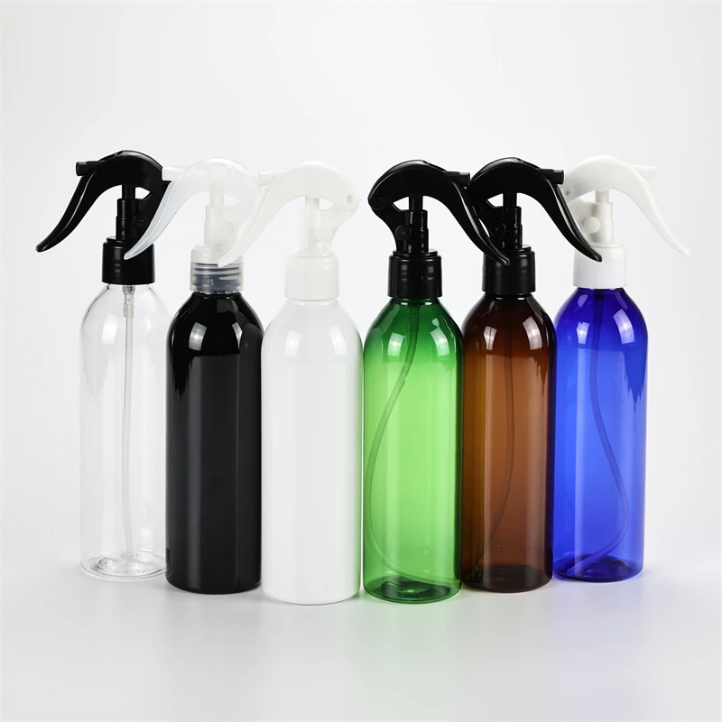 250ml x 25 Round Shoulder Plastic Spray Bottle Makeup Moisture Atomizer Pot Fine Mist Hand Buckle Pump Sprayer Hairdressing Tool