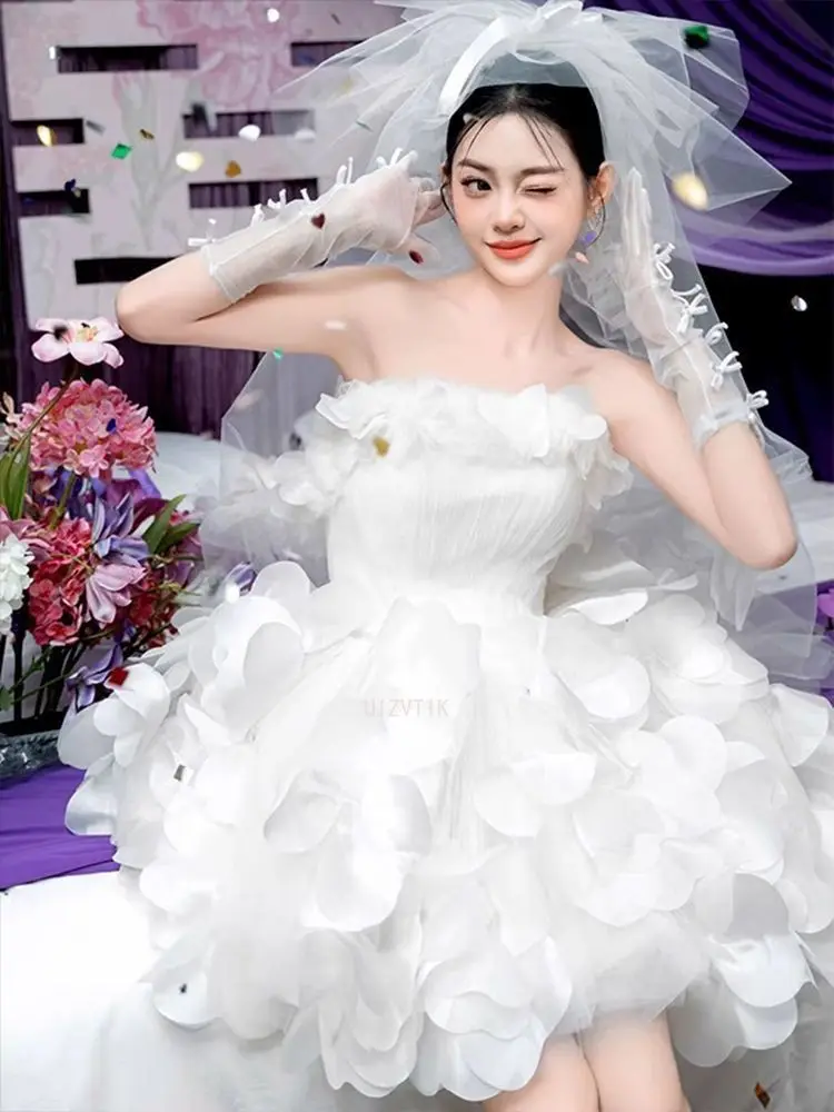 Белые короткие легкие свадебные платья Бальное платье невесты Утренний халат Открытый свадебный платье для высокого и банкета для взрослых