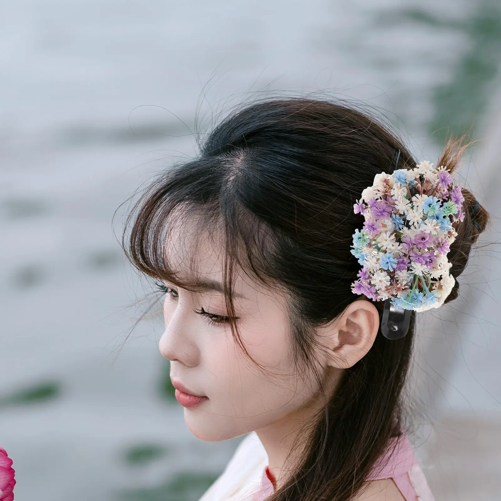 

2 шт. Заколки для волос с цветами гипсофилы, элегантные заколки-уточки для женщин, для свадьбы, вечеринки, выпускного, цветочные аксессуары для волос, французская заколка