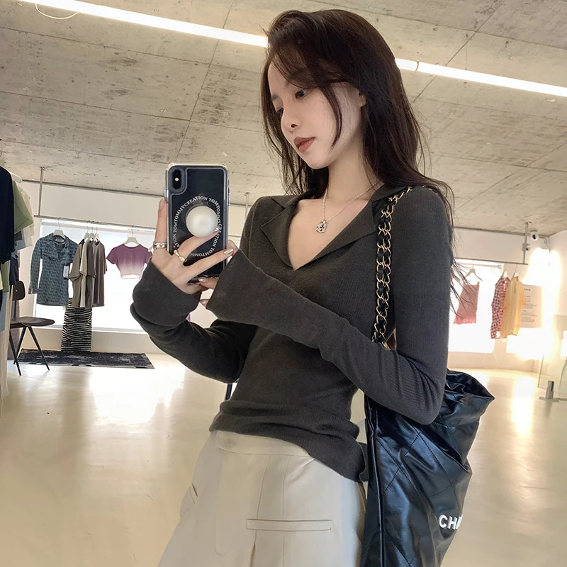 ربيع الخريف الخامس الرقبة نحيل محبوك قميص المرأة البلوز سترة القمم الإناث طويلة الأكمام مطاطا سليم قاع القمصان تريكو
