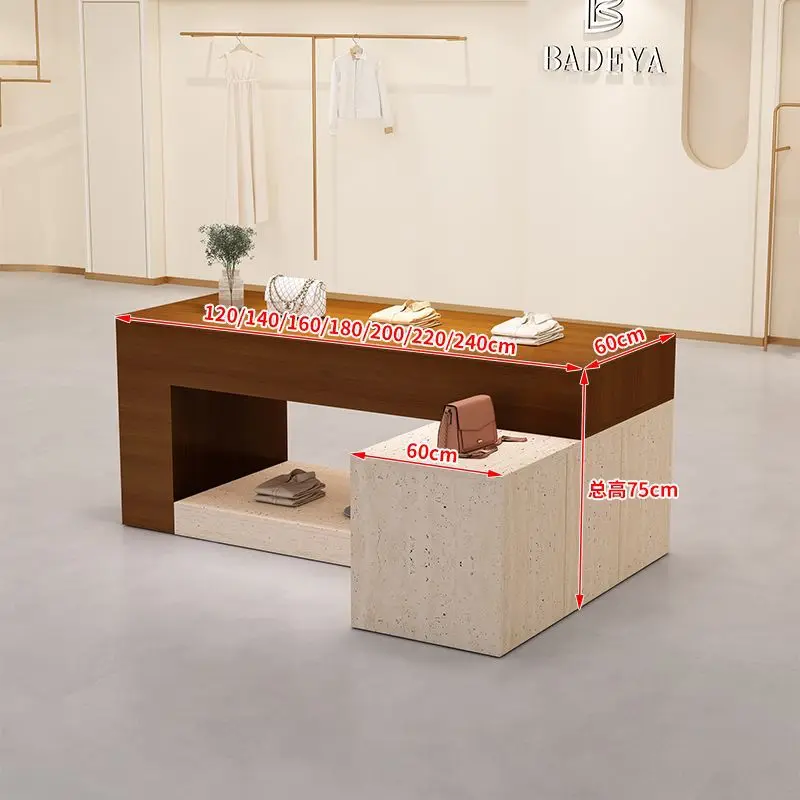Nakajima platform display table, shoe bag store, and water table in the middle