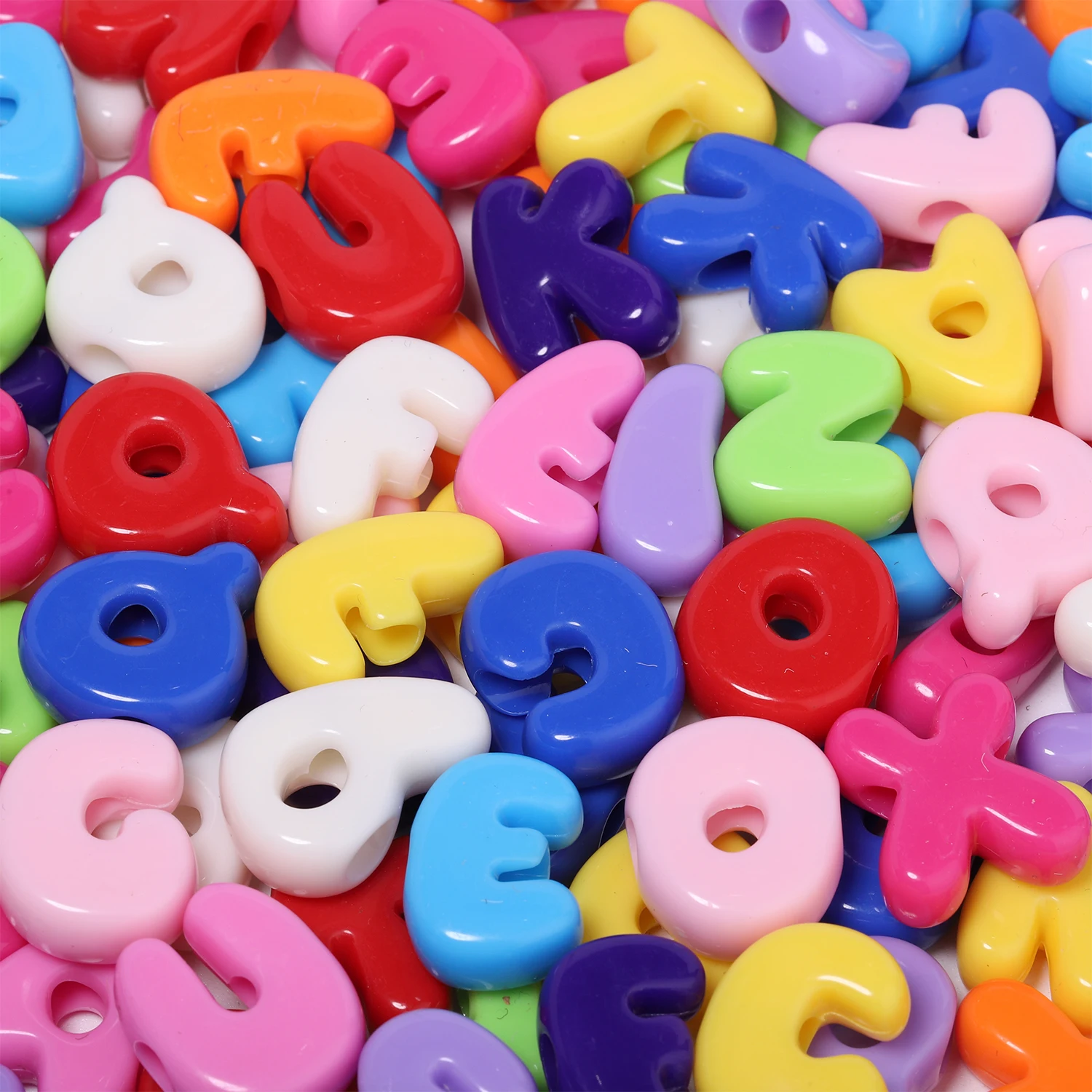 Gemischte, niedliche englische Acryl-Buchstabenperlen für die Schmuckherstellung, lose Spacer-Perlen mit großem Loch, DIY-Armband, Halskette, Großhandel – Detail 3