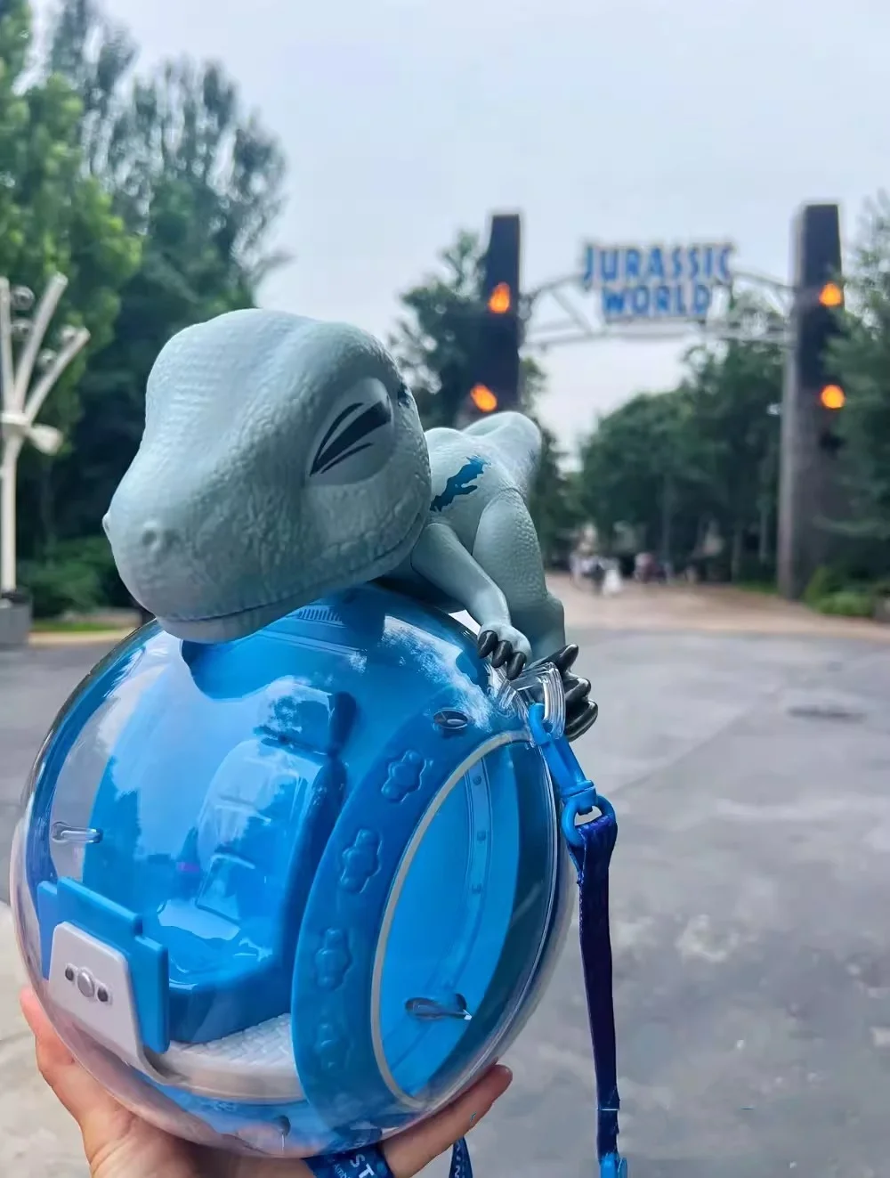 Beijing Film Park Blue Velociraptor Popcorn Bucket Dinosaur Storage Bucket Souvenir