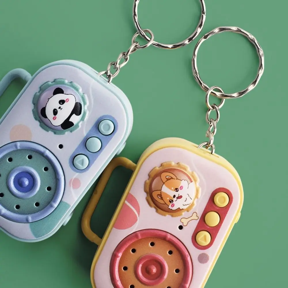 Can Record Musical Voice-Changing Recorder Keyring Cassette Recorder Recordable Retro Tape Recorder Keychain Elaborate Design