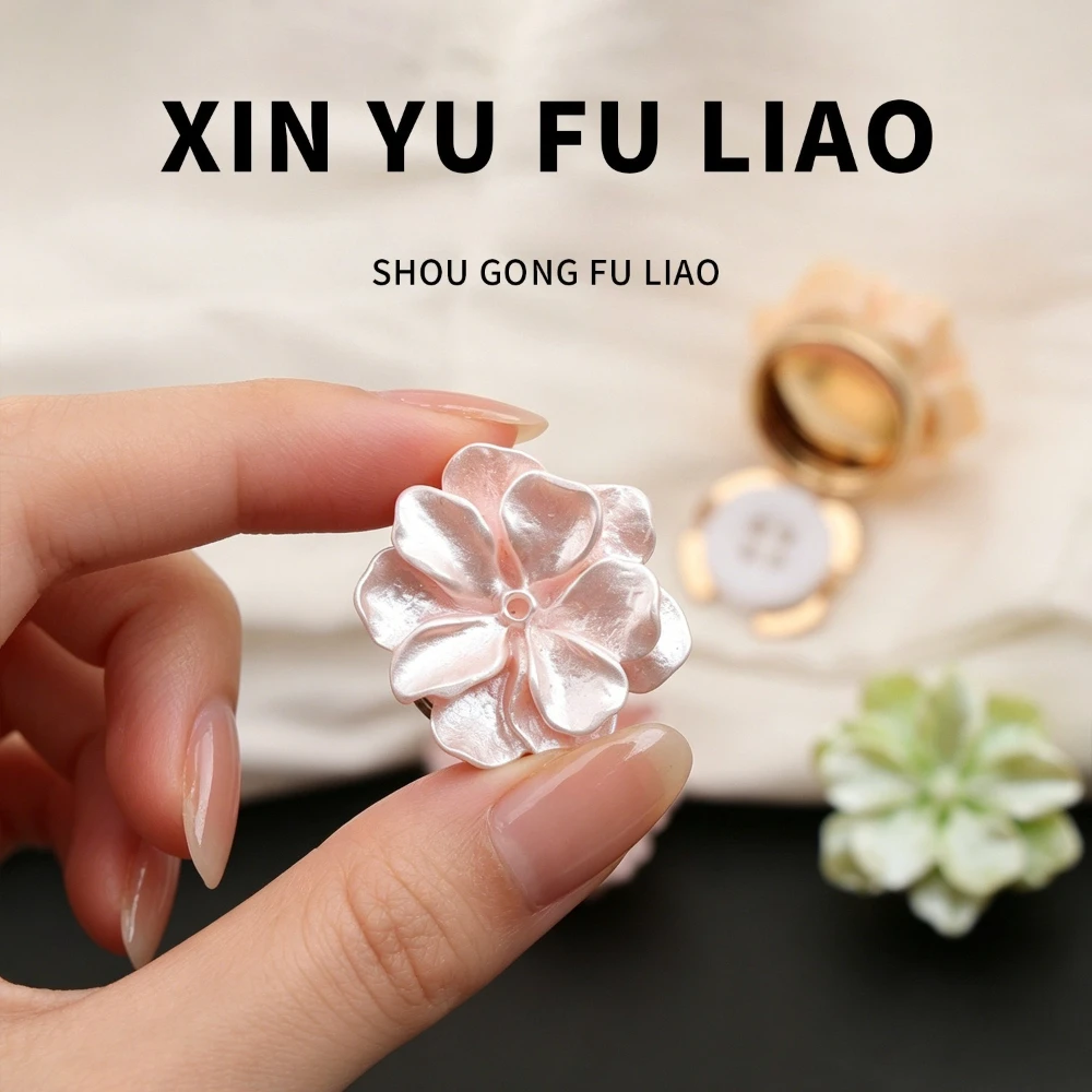 A Pair Removable Metal Five-Petal Flower Button Cover Shirt Cufflink DIY Fashion Premium Decorative Snap-on Craft Accessories